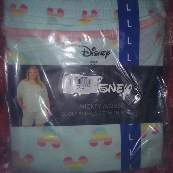 Disney Other - Disney pajama shorts set with pockets size large new